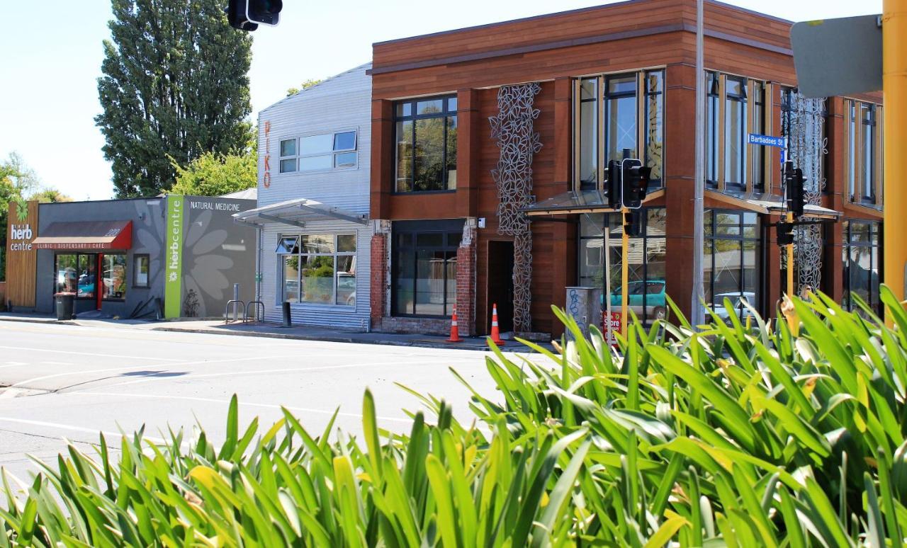 Chester St Backpackers Christchurch Exterior photo